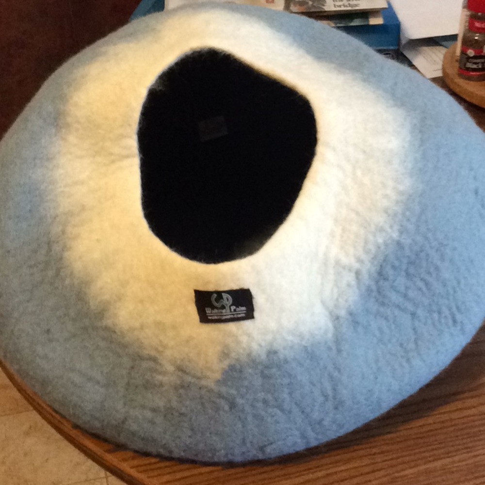 Cat cave